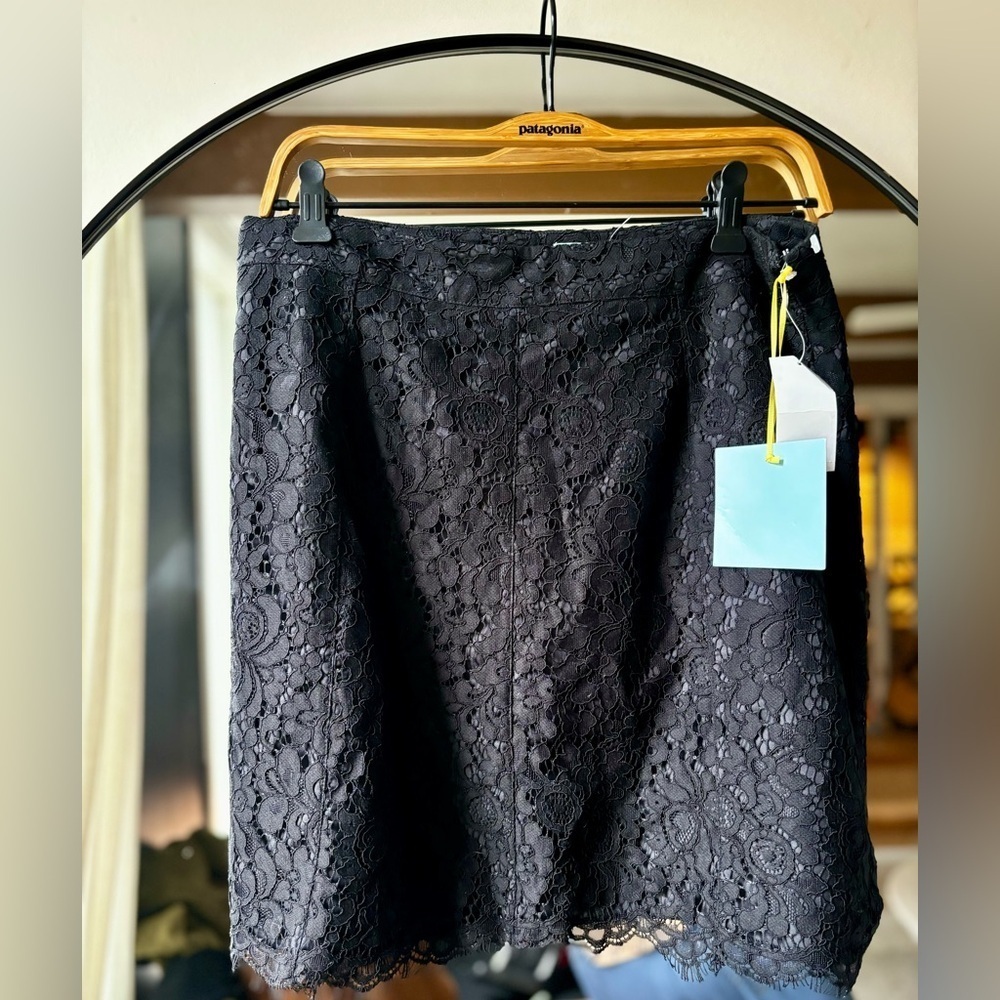 CECE | BNWT lace mini skirt | size 10